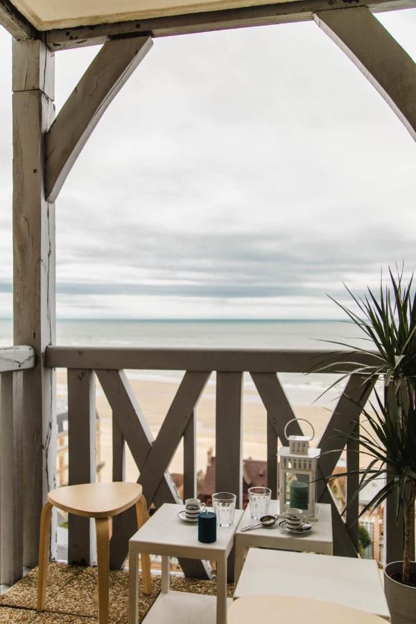 Les Tamaris - Studio With Sea View - Trouville-Sur-Mer Esterno foto
